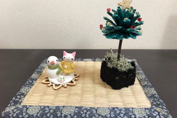季節の小物・クリスマスツリーと雪だるま